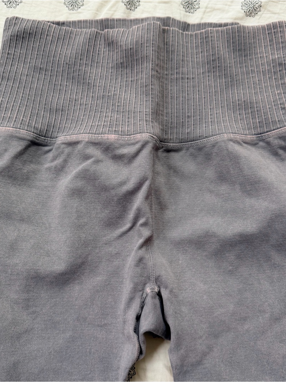 NWOT Free People Movement good karma legging size M/L - Picture 10 of 13